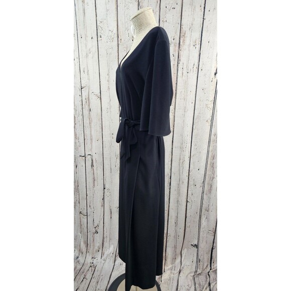 SARA CAMPBELL Women's‎ 12 Black V-Neck Short Sleeve Tie Waist Jumpsuit Romper - Picture 4 of 10